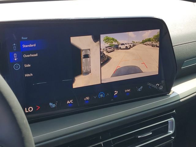 New 2026 Chevrolet Traverse LT image 14