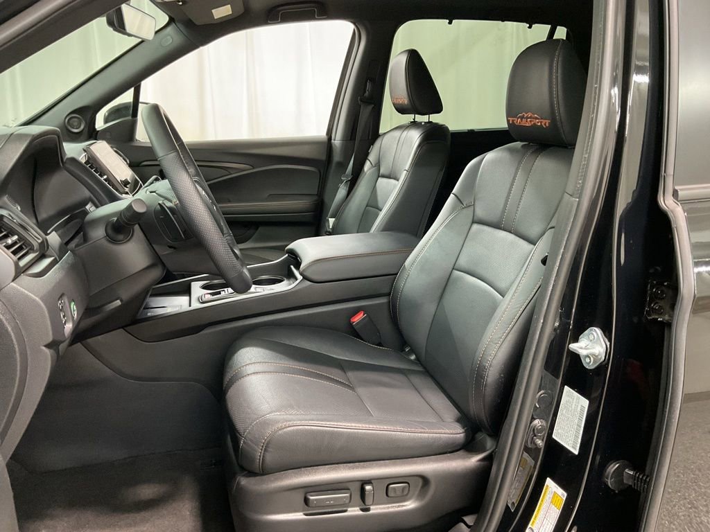 Used 2025 Honda Passport TrailSport image 20