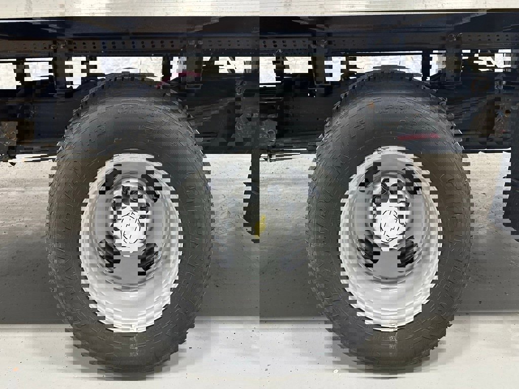 Used 2022 Chevrolet Express 3500 w/ Power Convenience Package image 45