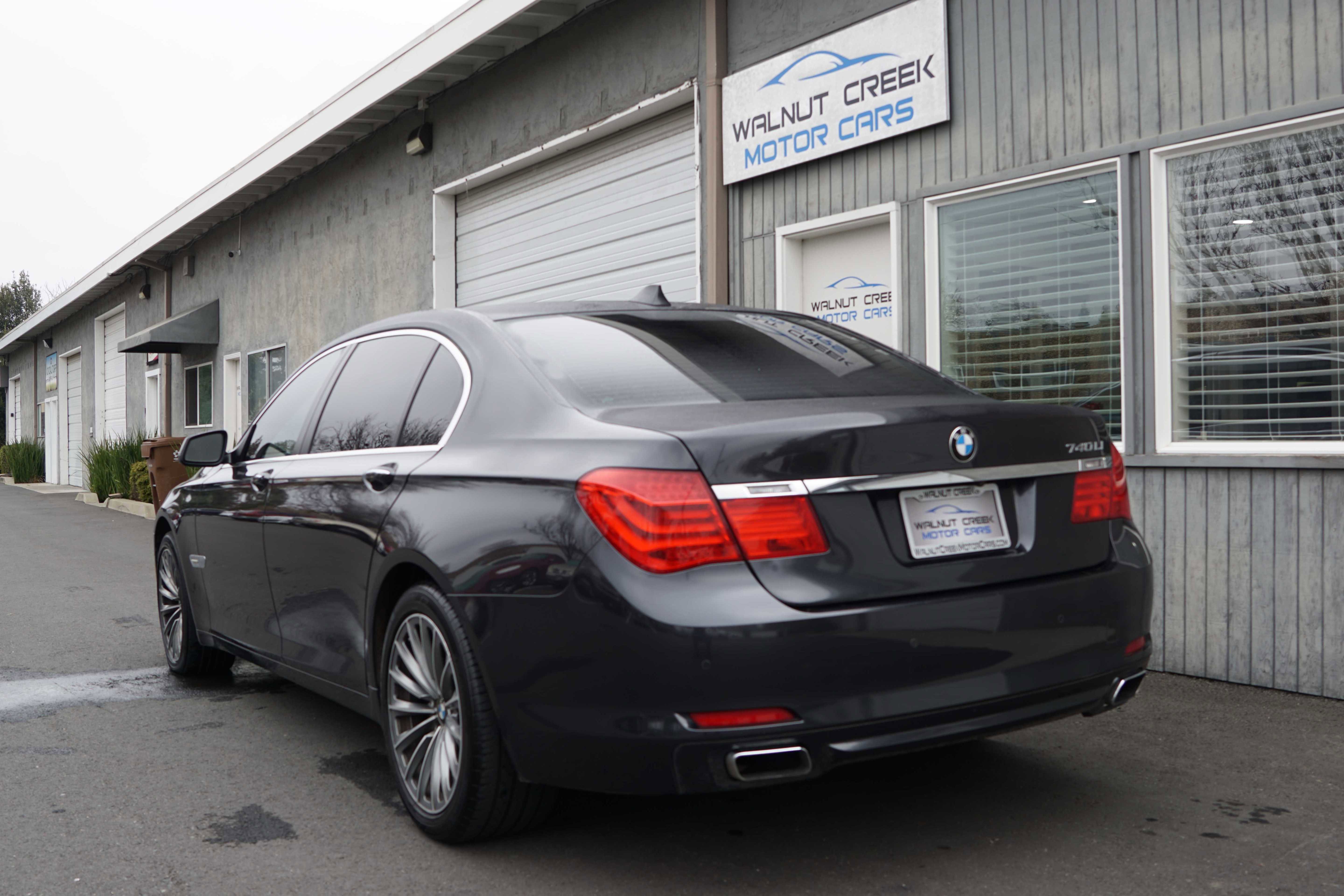 Used 2012 BMW 740Li image 14