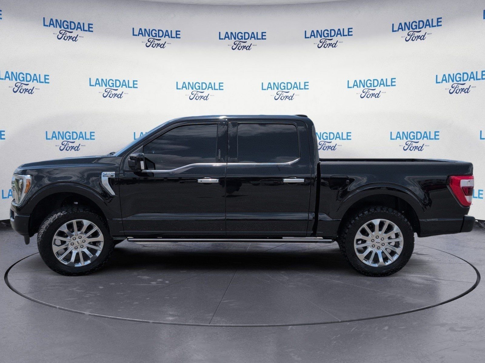 Used 2022 Ford F150 Limited AWD/4WD image 10