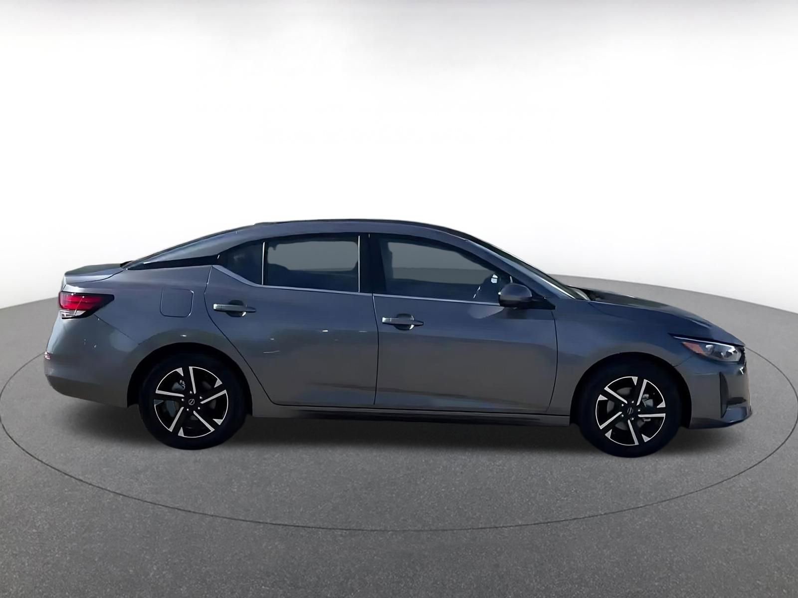 Used 2025 Nissan Sentra SV image 15