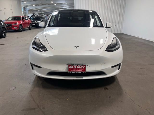Used 2022 Tesla Model Y Long Range image 8