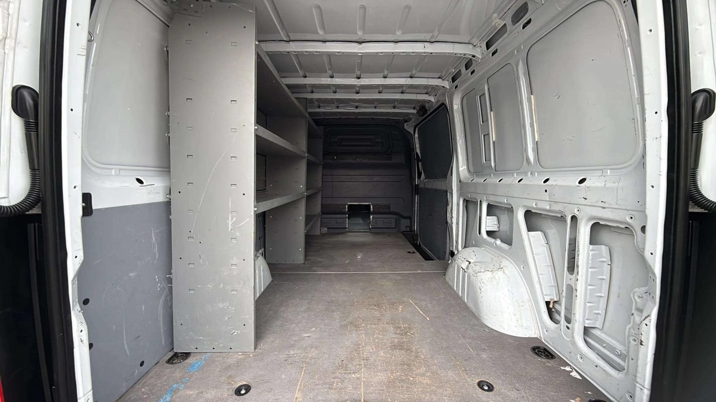 Used 2021 Mercedes-Benz Sprinter 2500 image 9