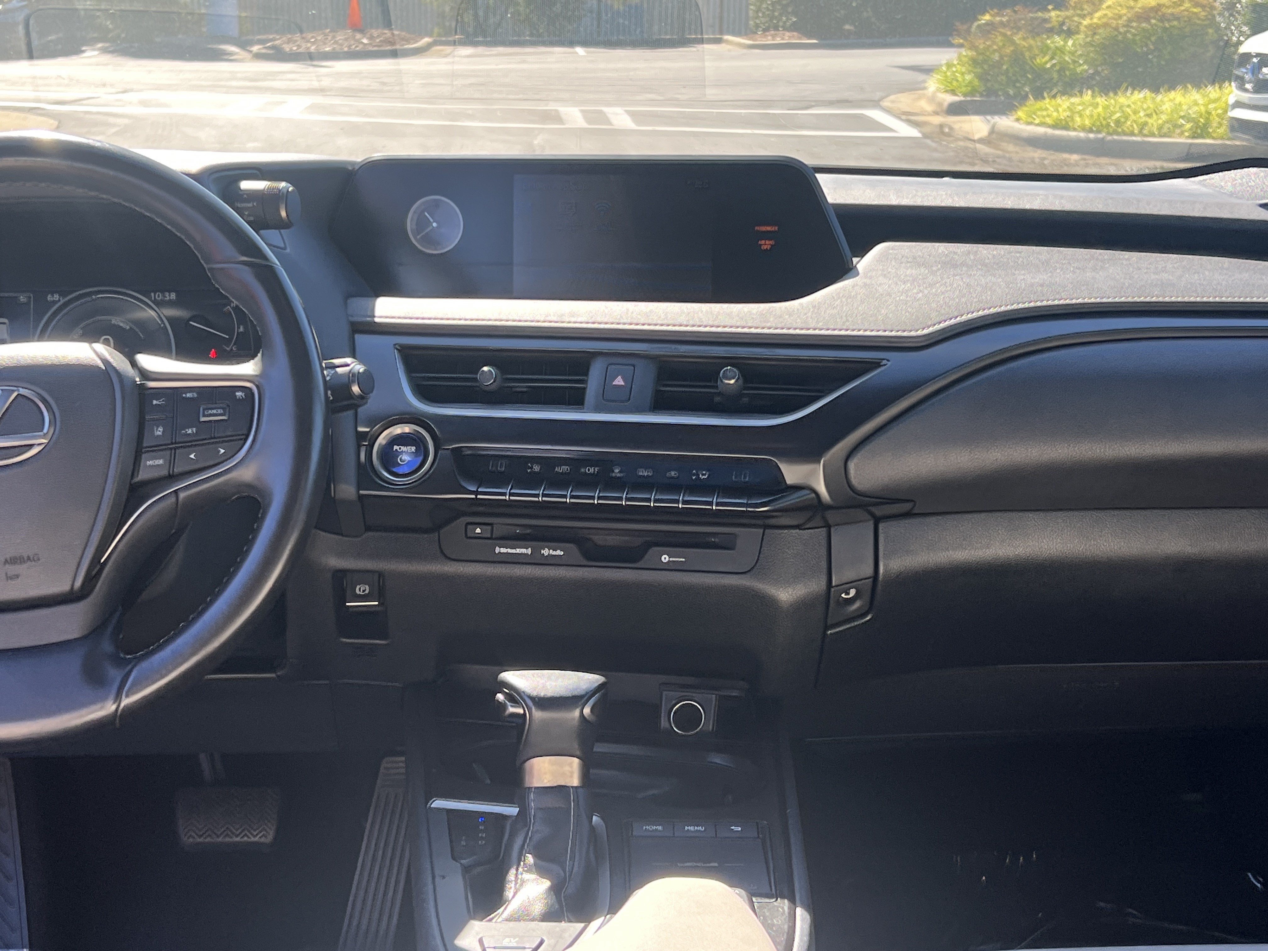 Used 2021 Lexus UX 250h w/ Accessory Package (Z1) AWD/4WD image 31