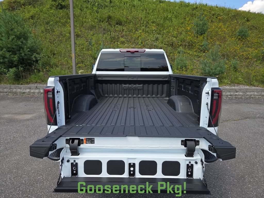 New 2026 GMC Sierra 2500 AT4 w/ AT4 Premium Plus Package AWD/4WD image 20