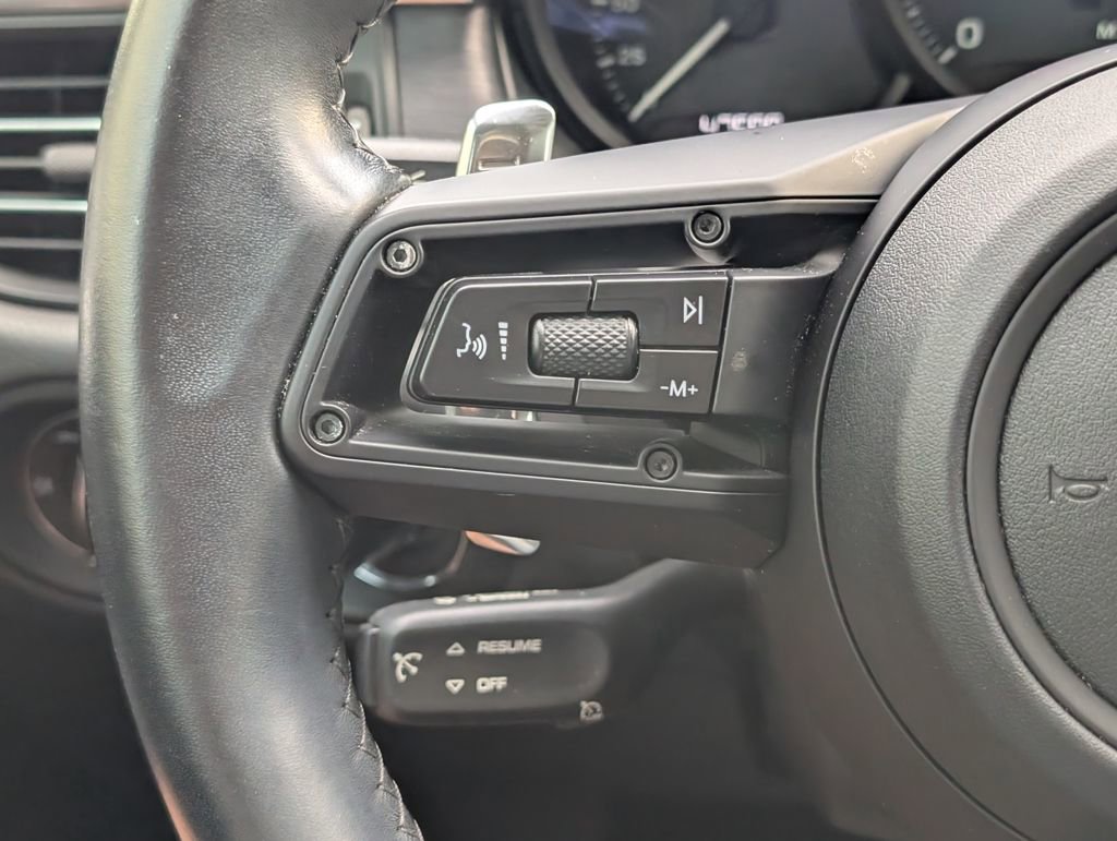 Certified 2022 Porsche Macan GTS image 24