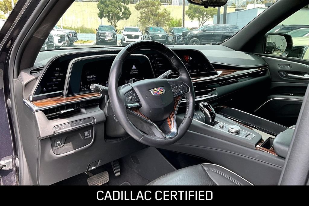 Certified 2023 Cadillac Escalade Premium Luxury AWD/4WD image 16