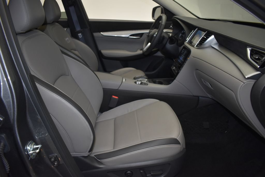 Used 2023 INFINITI QX50 Sensory w/ Accent Package AWD/4WD image 27