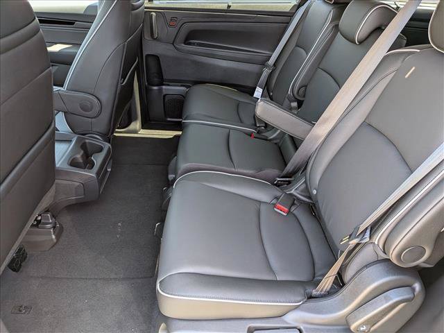 New 2026 Honda Odyssey Touring image 14
