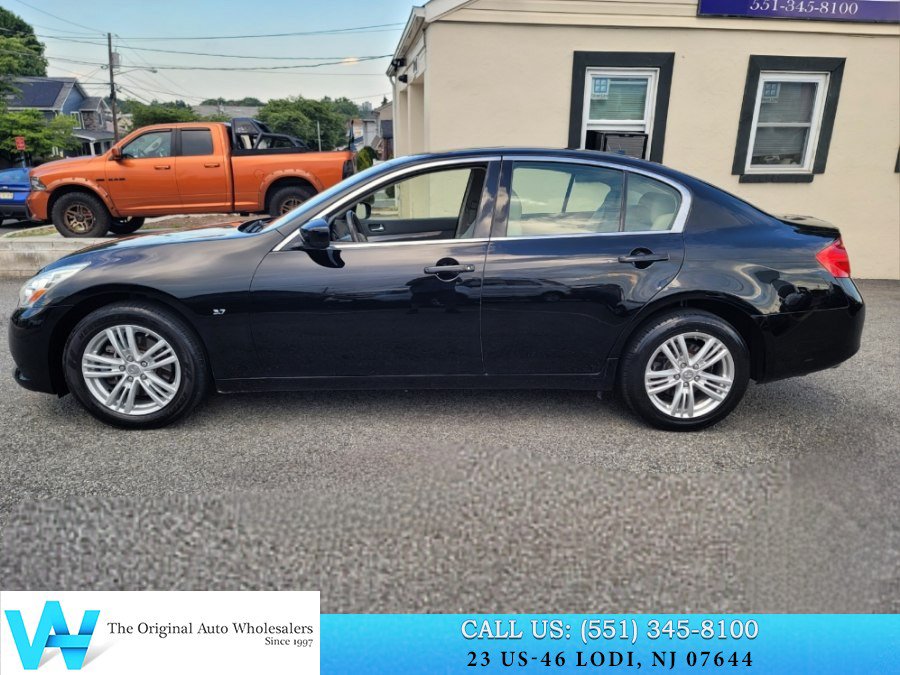 Used 2015 INFINITI Q40 AWD w/ Navigation Package image 8