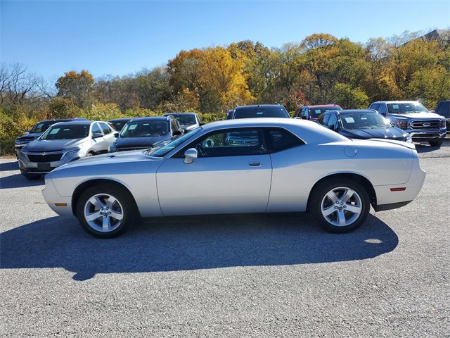 Used 2010 Dodge Challenger SE image 7