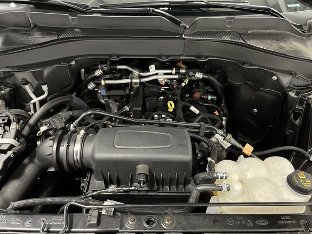 Used 2023 Ford Explorer XLT w/ Equipment Group 202A image 41