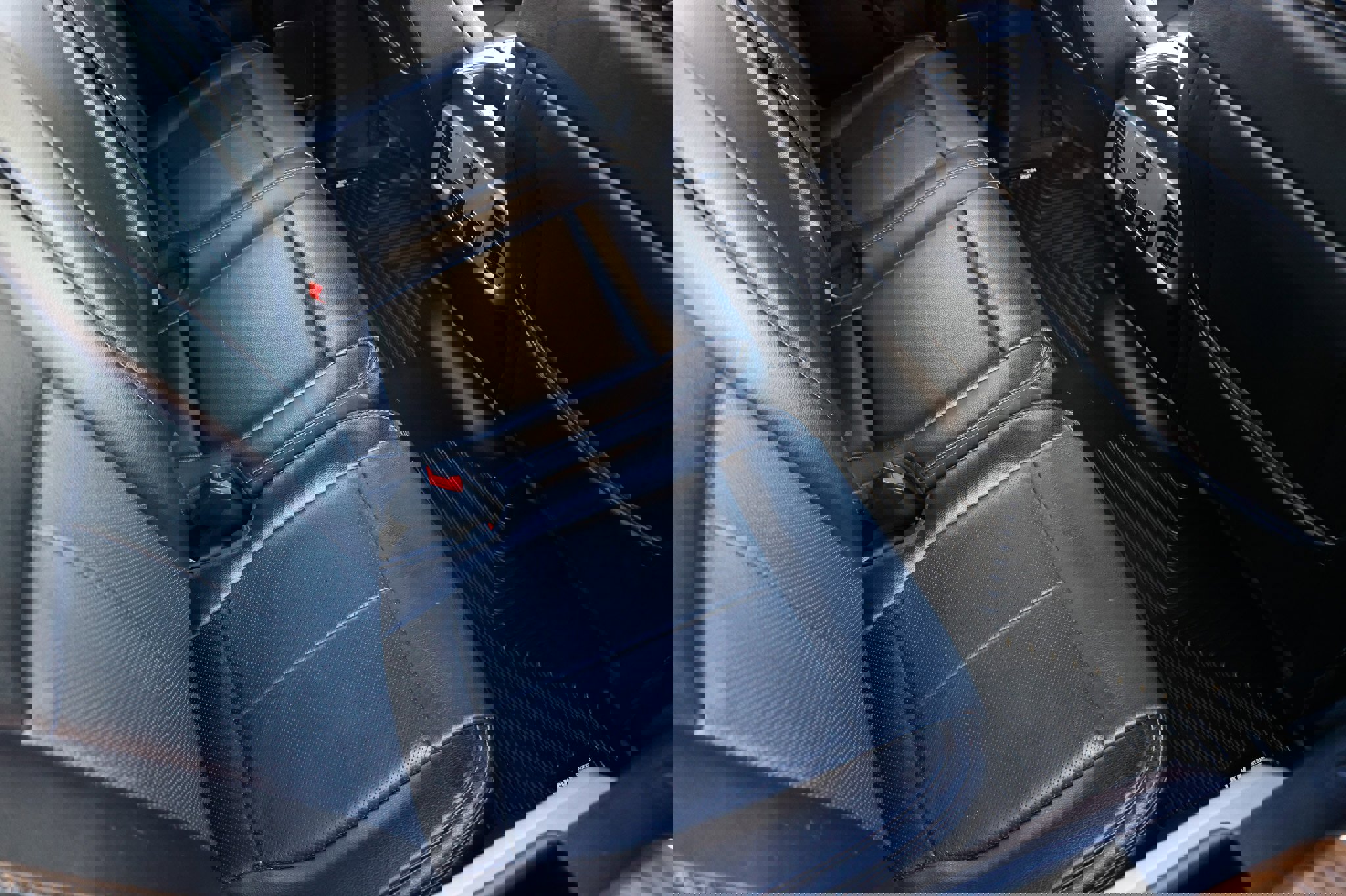 Used 2020 Ford F150 Lariat image 16