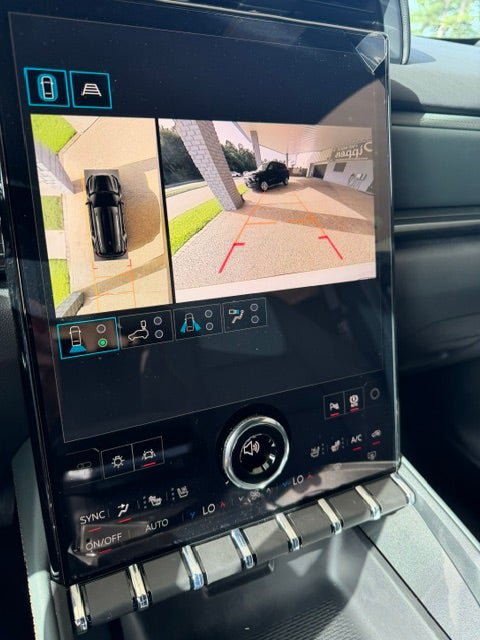 New 2027 GMC Terrain AT4 w/ Convenience Package III AWD/4WD image 12
