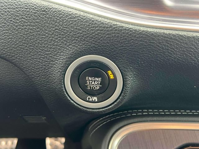 Used 2018 Dodge Challenger SXT Plus RWD image 13