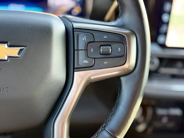 Used 2024 Chevrolet Silverado 2500 High Country w/ High Country Premium Package AWD/4WD image 32