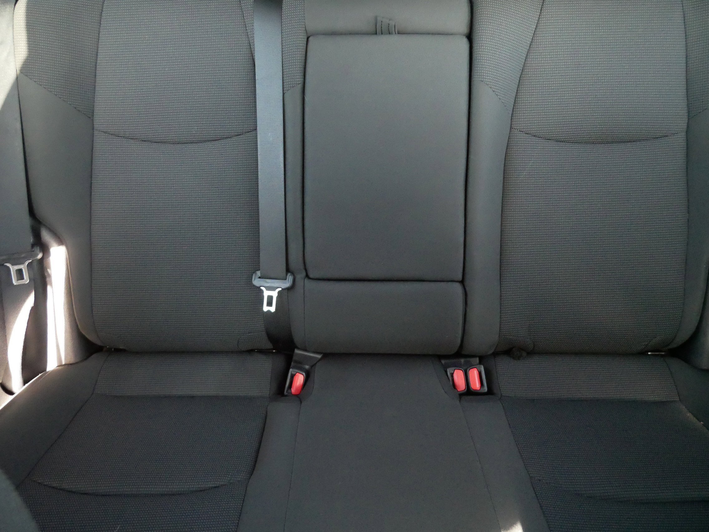 Used 2021 Toyota RAV4 LE image 13