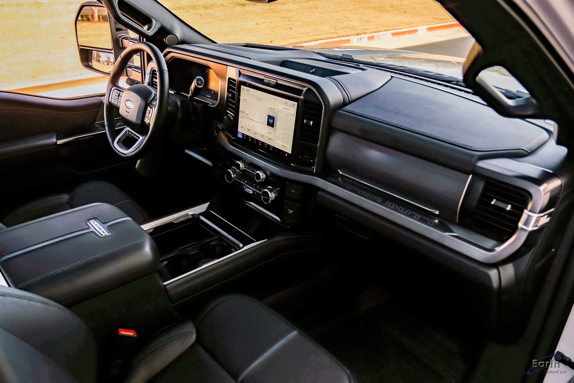 Used 2026 Ford F450 Platinum w/ FX4 Off-Road Package image 56