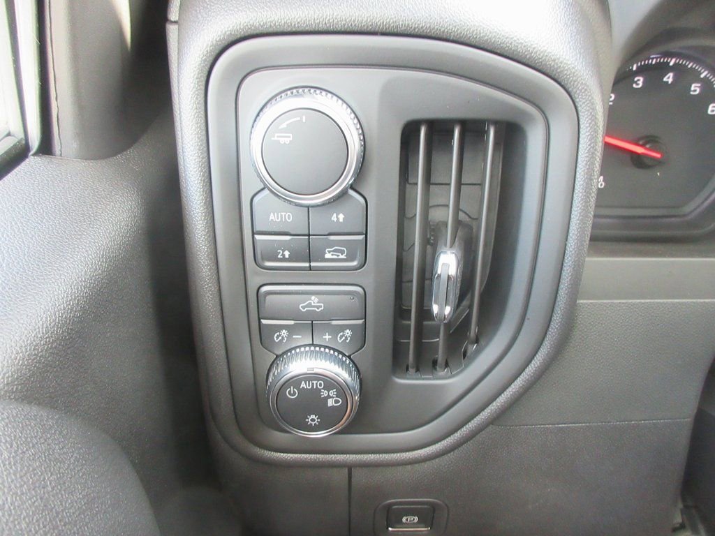 New 2026 GMC Sierra 1500 Pro w/ Pro Value Package image 15