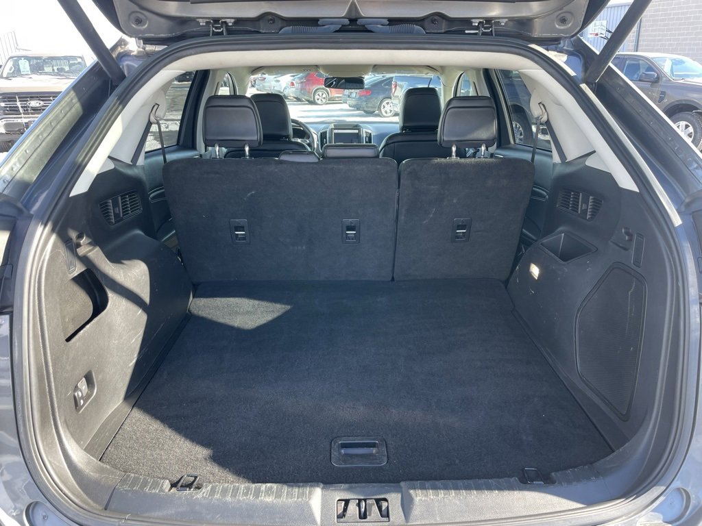 Used 2023 Ford Edge Titanium image 31