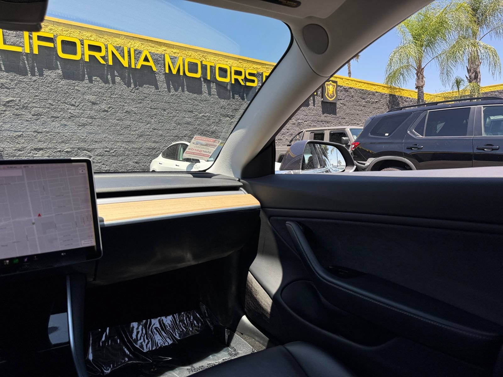 Used 2018 Tesla Model 3 Long Range RWD image 22