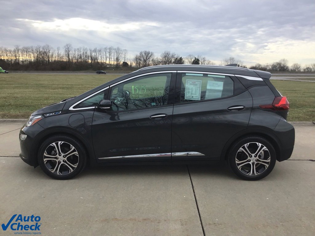Used 2019 Chevrolet Bolt Premier w/ Infotainment Package image 8