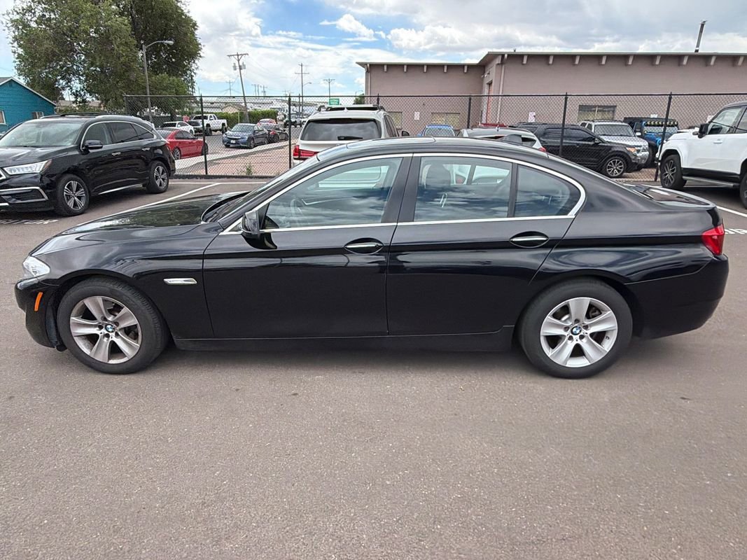 Used 2013 BMW 528i Sedan RWD image 4