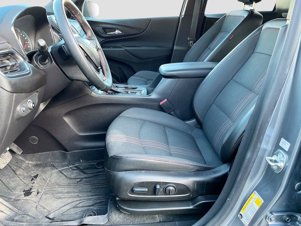 Used 2024 Chevrolet Equinox RS w/ LPO, Floor Liner Package image 21