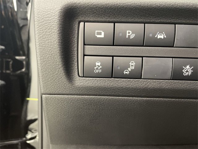 Certified 2025 Nissan Kicks Play S image 27