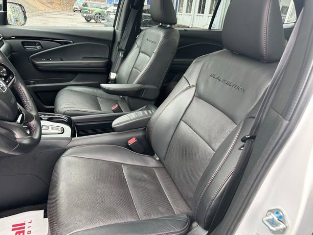 Used 2022 Honda Pilot Black Edition image 27