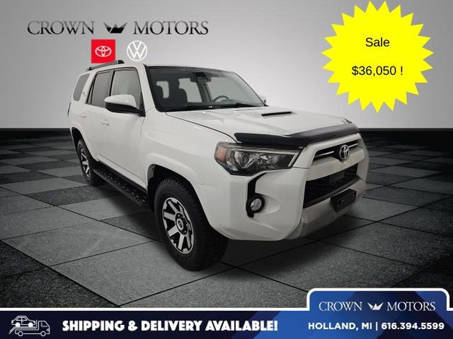 Used 2020 Toyota 4Runner TRD Off-Road image 1