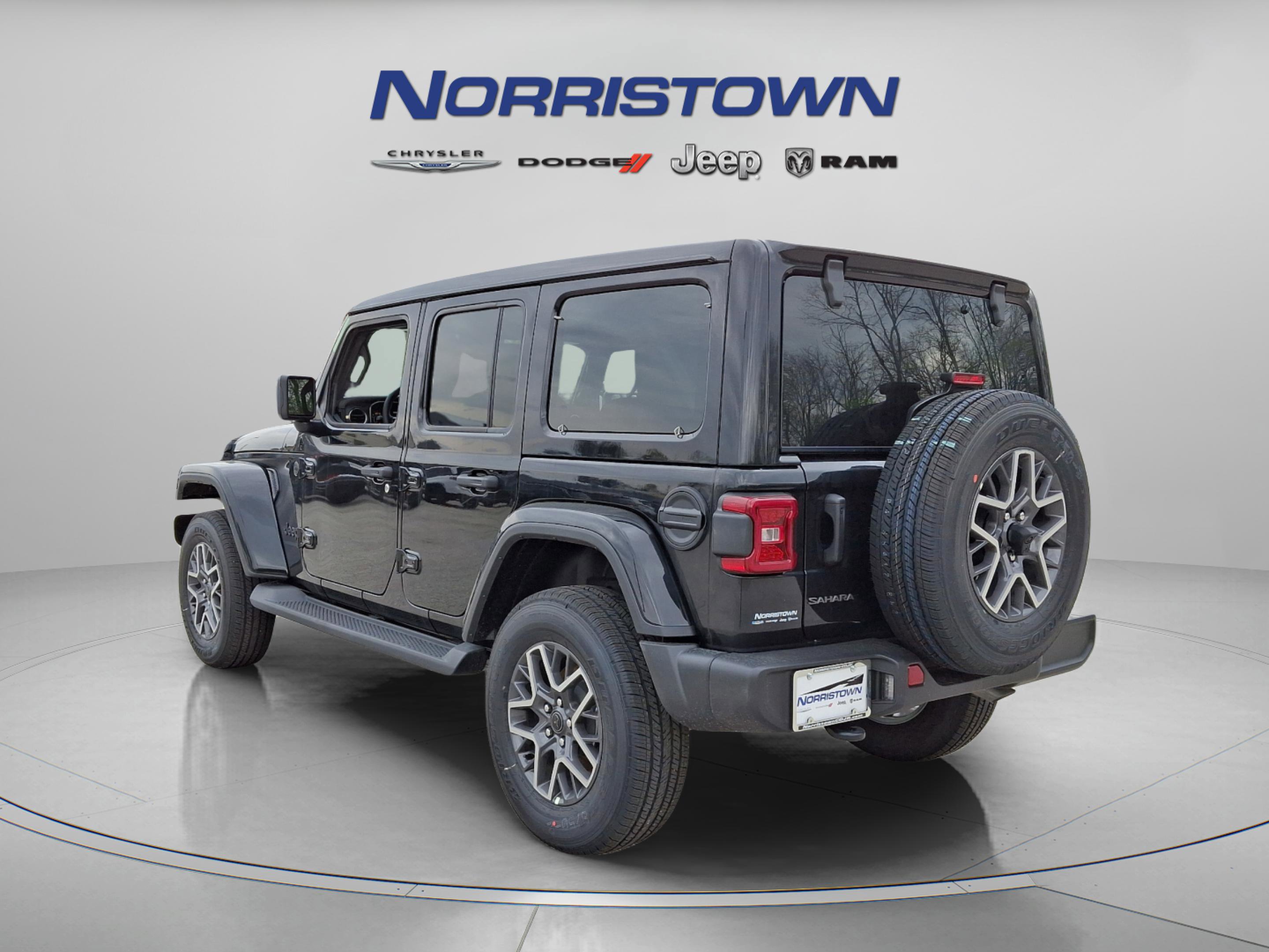 New 2025 Jeep Wrangler Sahara w/ Technology Group image 3