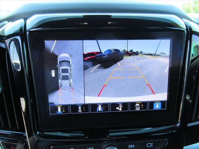 Used 2023 Chevrolet Traverse High Country FWD image 30