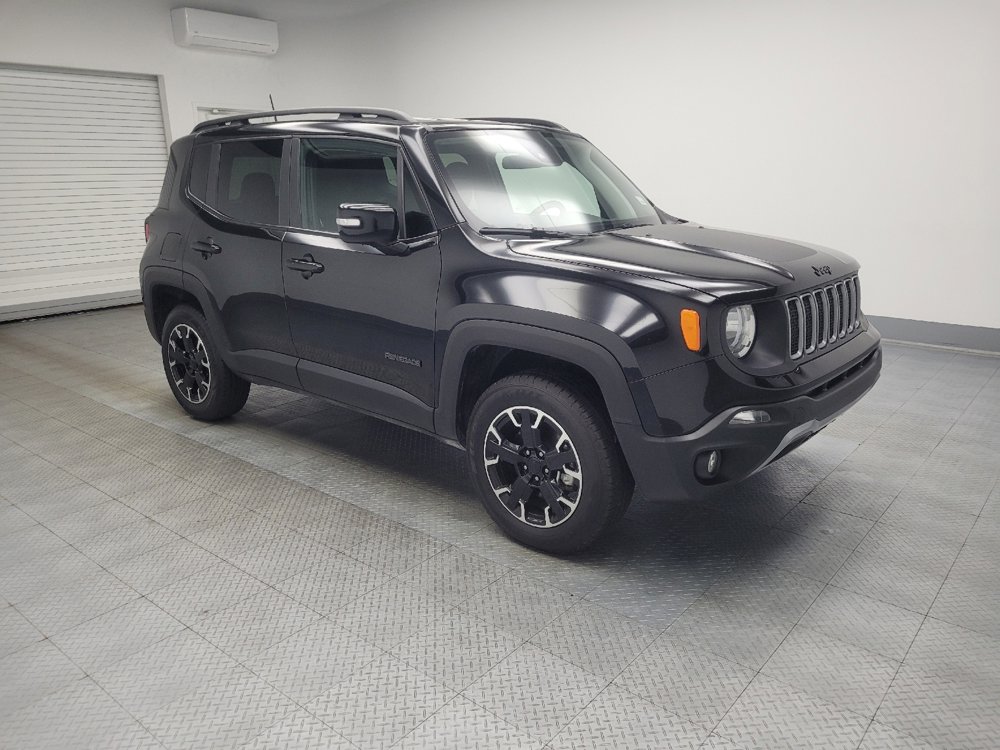 Used 2023 Jeep Renegade Latitude AWD/4WD image 11