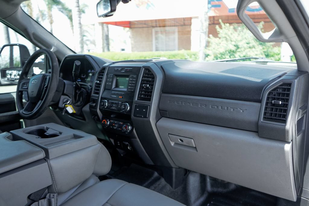 Used 2019 Ford F550 2WD Crew Cab Super Duty image 35