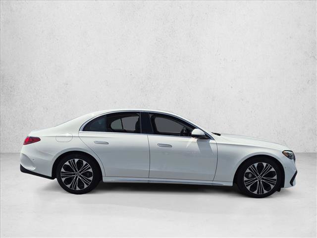 Used 2026 Mercedes-Benz E 350 4MATIC Sedan image 4