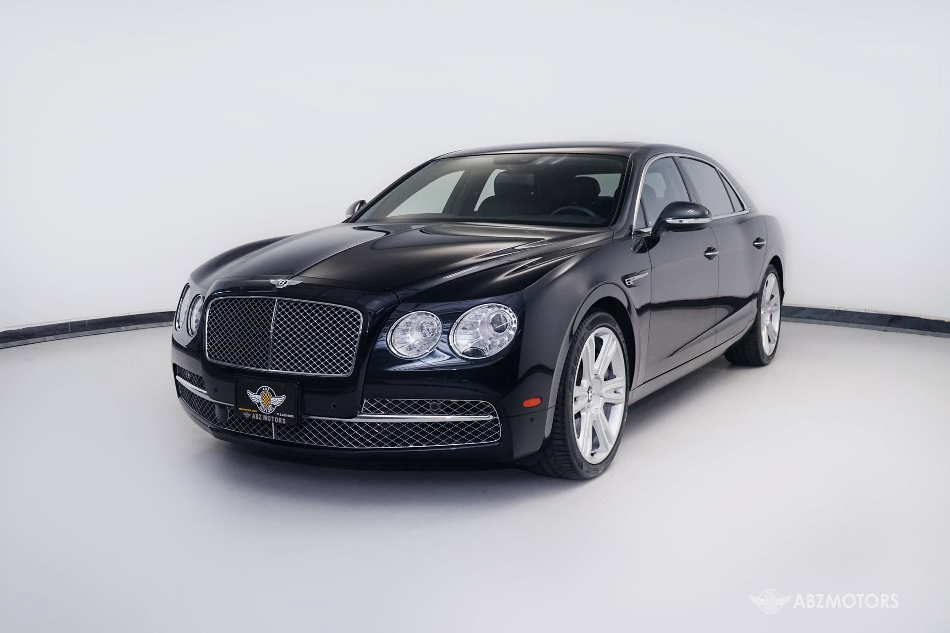 Used 2014 Bentley Flying Spur W12 AWD/4WD image 2