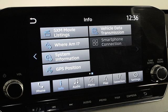 Used 2024 Mitsubishi Outlander SEL image 29