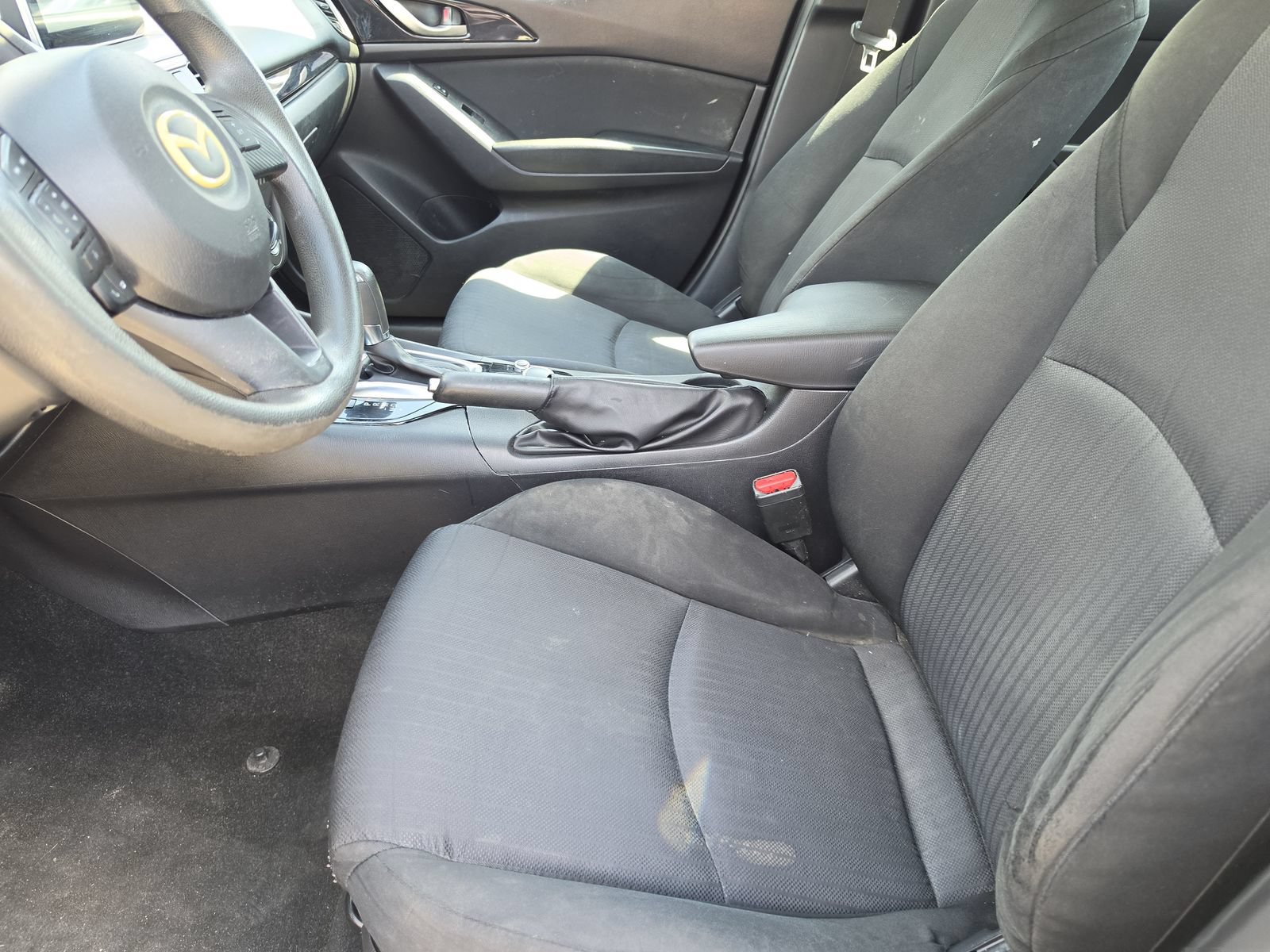 Used 2016 MAZDA MAZDA3 i Sport FWD image 11