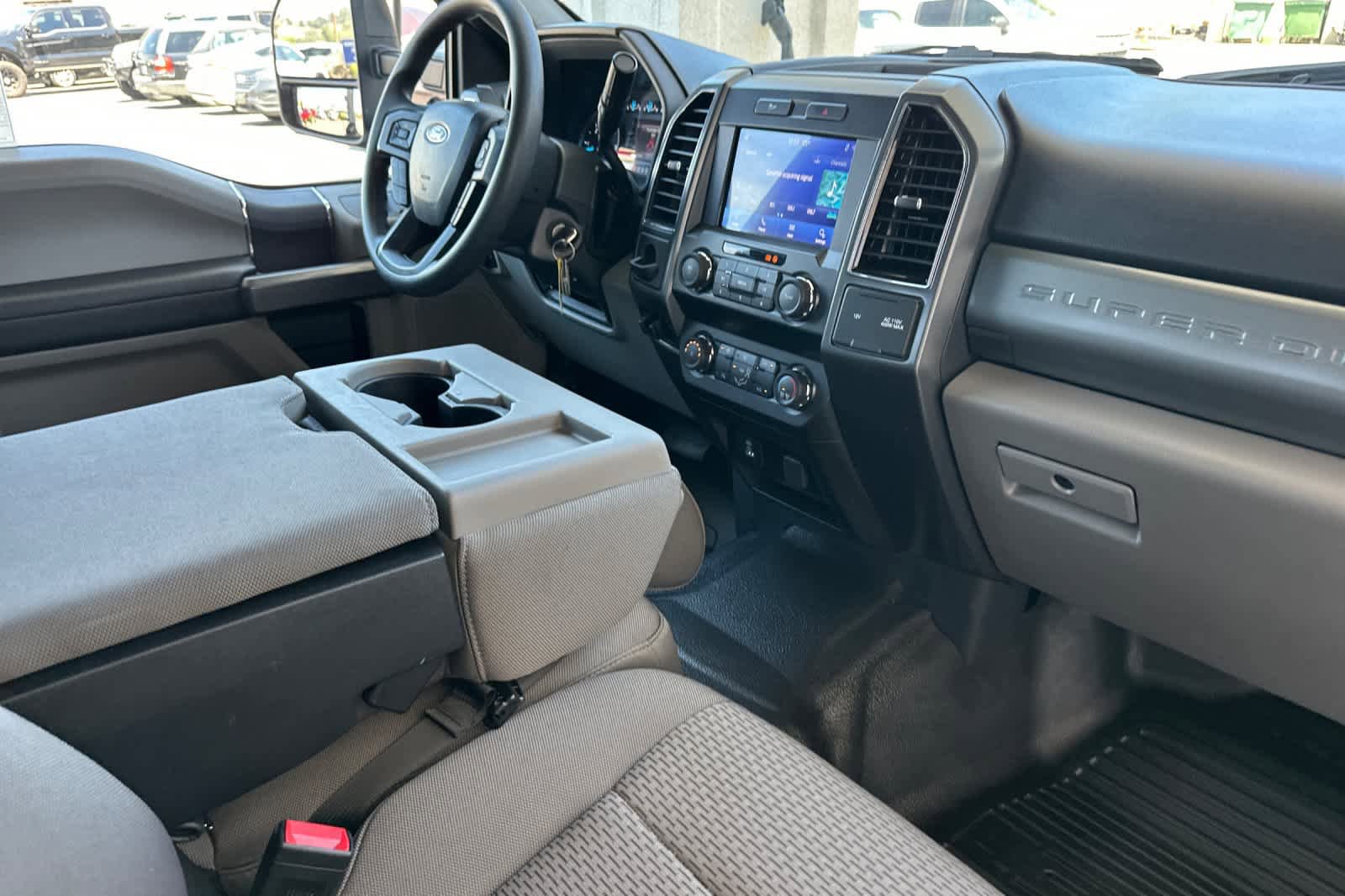 Certified 2022 Ford F550 2WD Crew Cab Super Duty image 16
