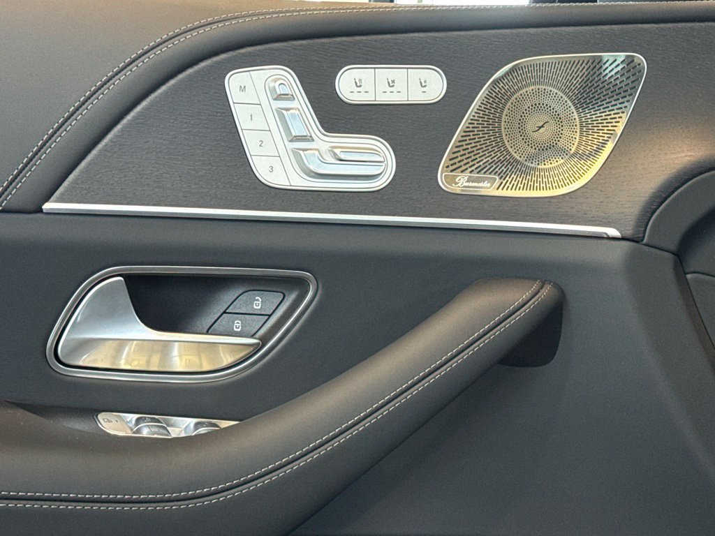 New 2026 Mercedes-Benz Maybach GLS 600 4MATIC image 20