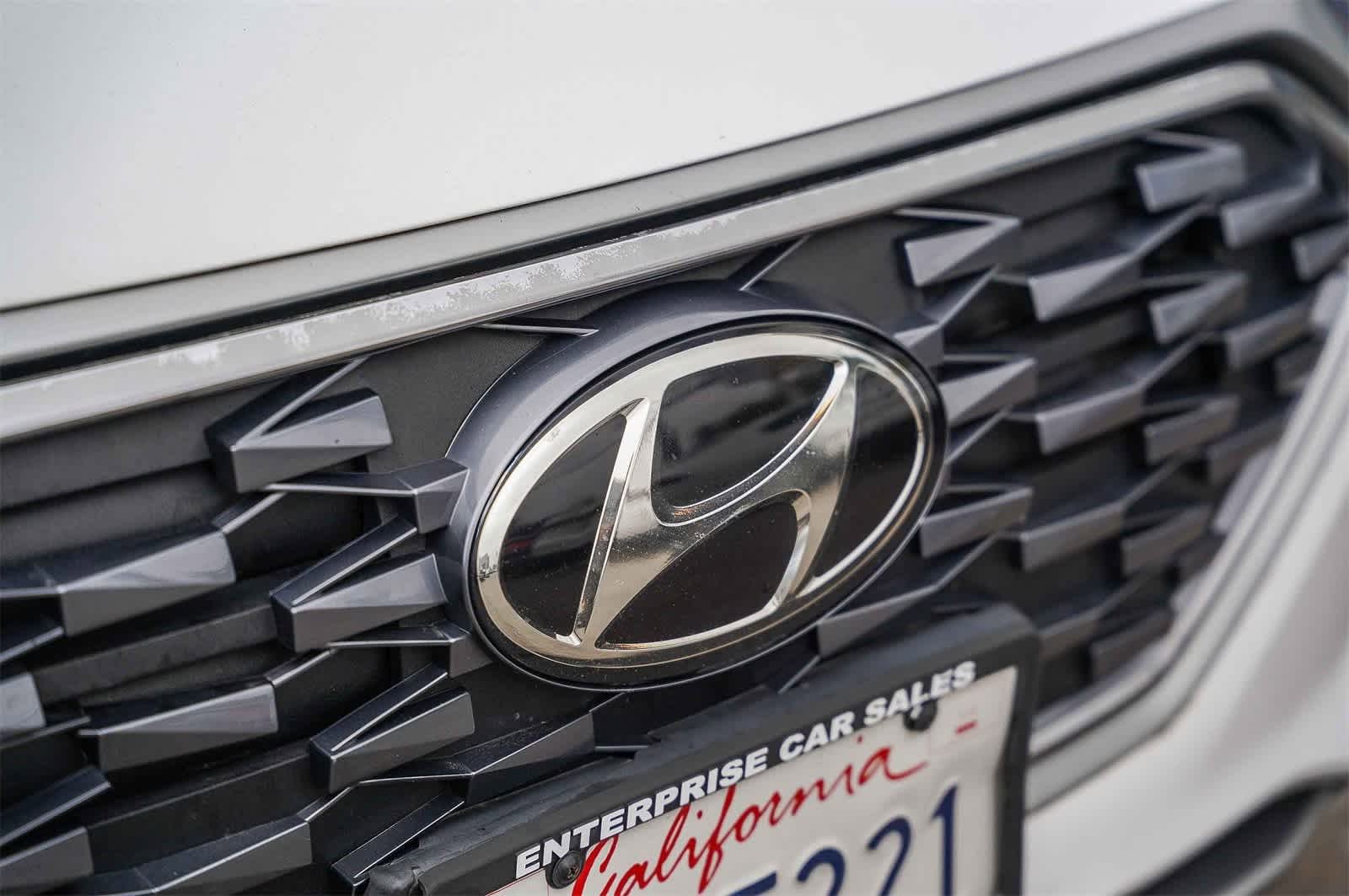 Certified 2020 Hyundai Ioniq SEL image 5