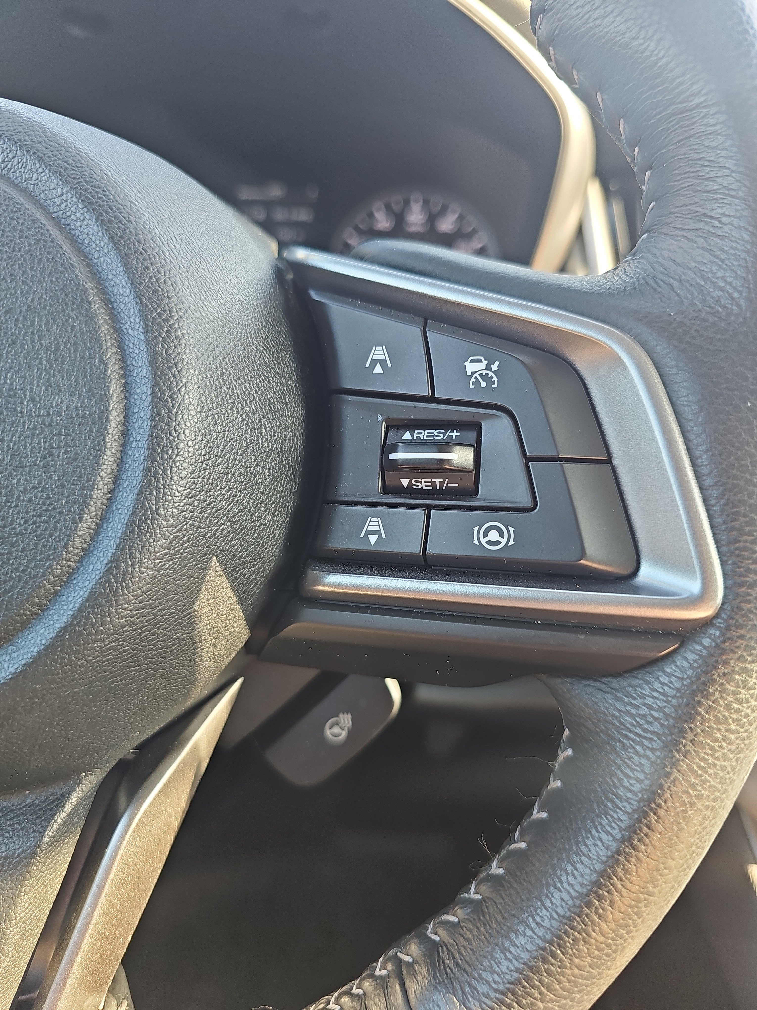 Used 2022 Subaru Legacy Limited AWD/4WD image 25