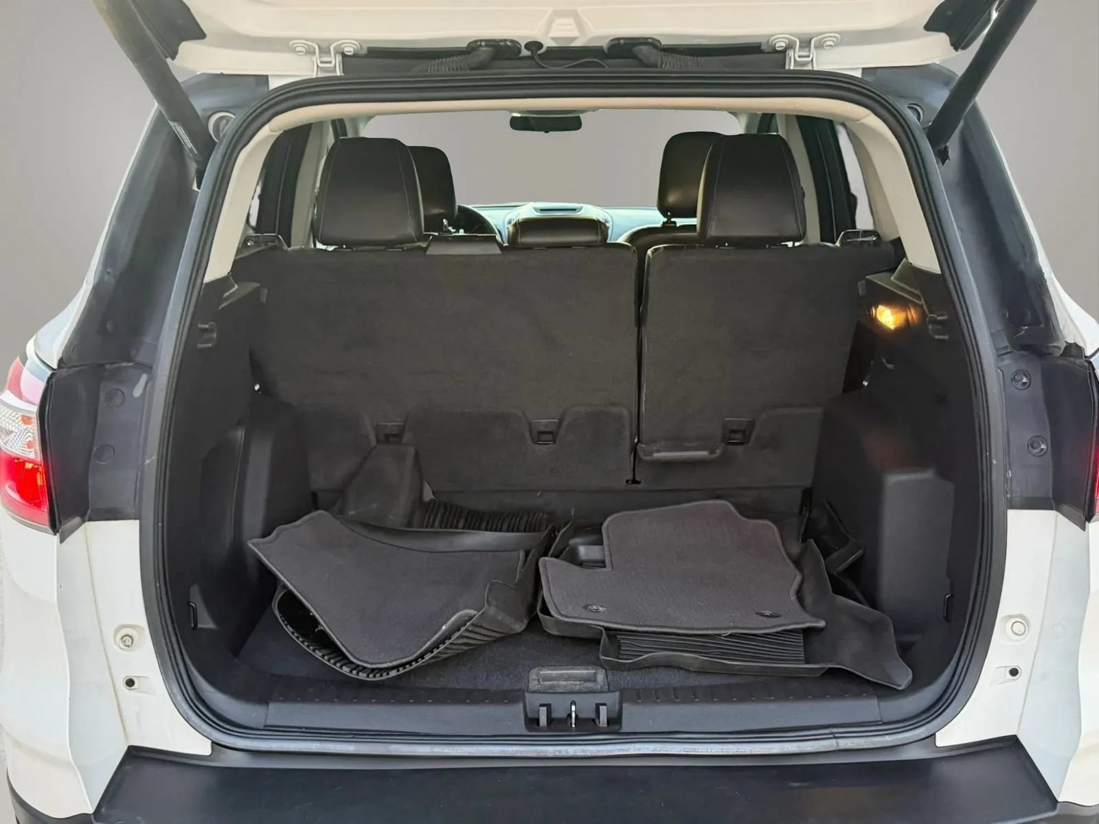 Used 2018 Ford Escape SEL AWD/4WD image 22
