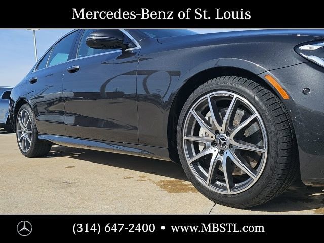 Used 2023 Mercedes-Benz E 350 4MATIC Sedan image 6