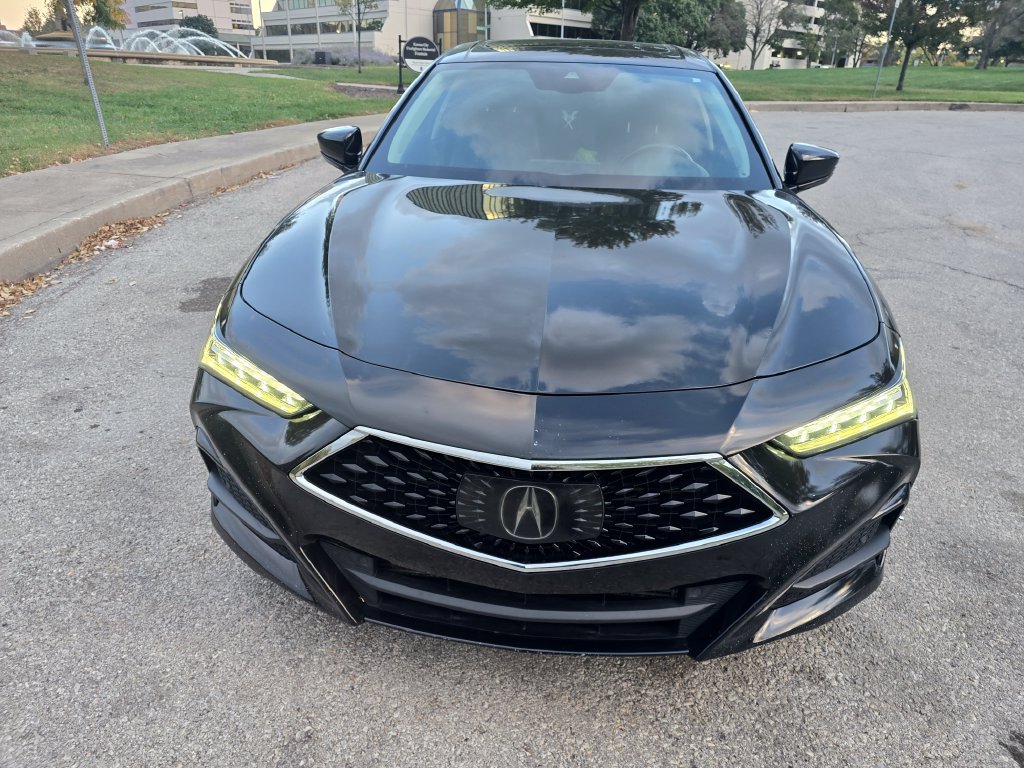 Used 2021 Acura TLX FWD image 2