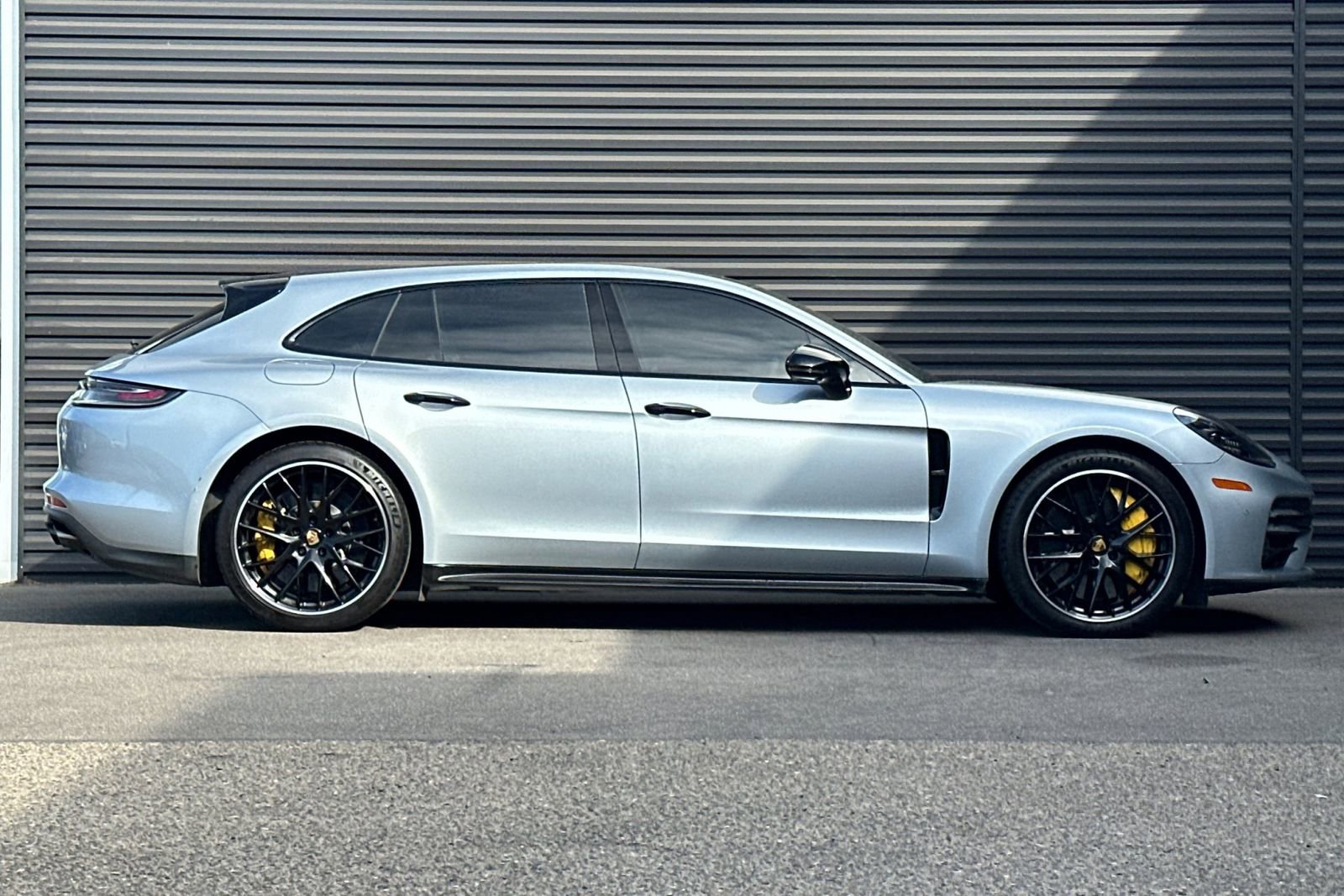 Certified 2022 Porsche Panamera Turbo S image 9