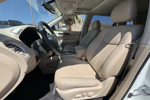 Used 2020 Nissan Pathfinder Platinum w/ Cargo Package AWD/4WD image 9