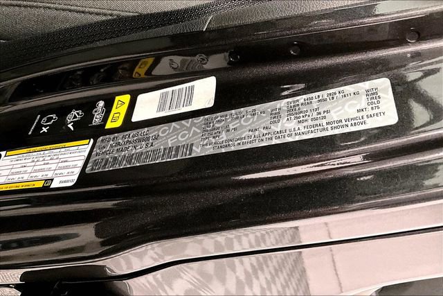 Used 2025 Jeep Wrangler Sahara 4xe w/ Safety Group image 40